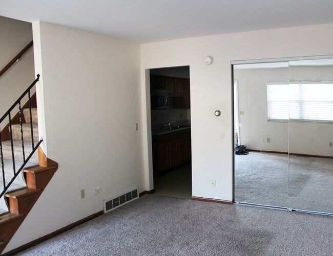 Photo - 1458 Highland St