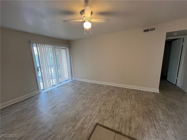 Photo - 2885 Winkler Ave Unit 617