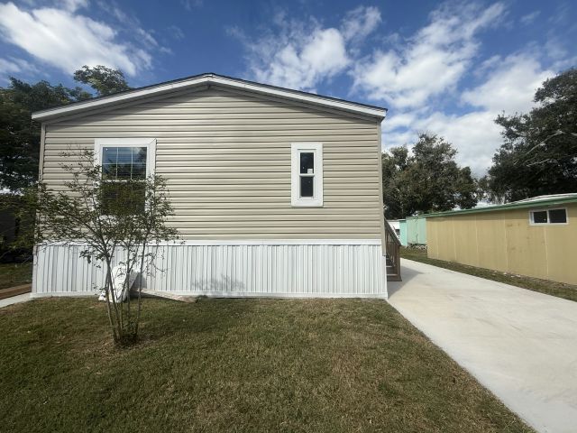 Building Photo - 3035 66th Ave N