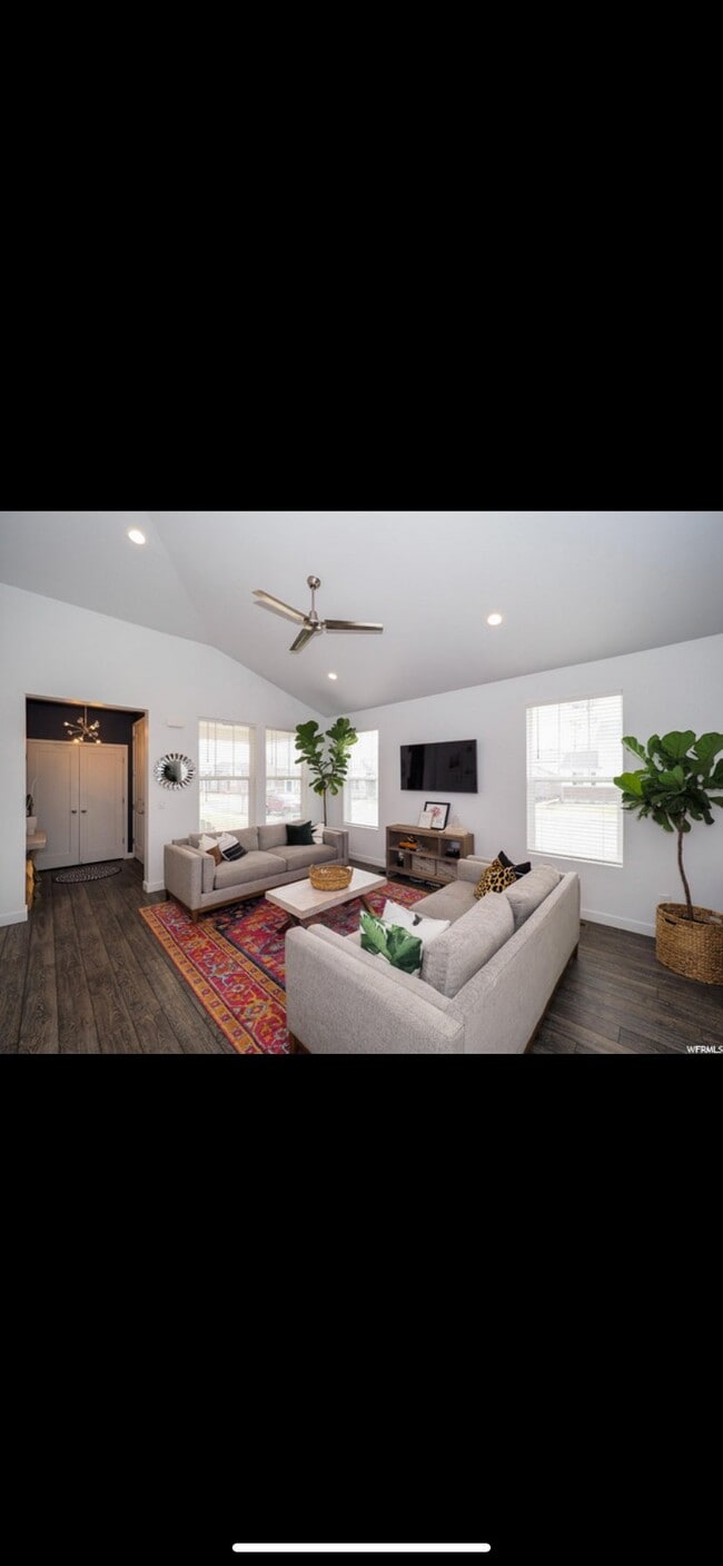 Photo - 2108 Kimber Ln