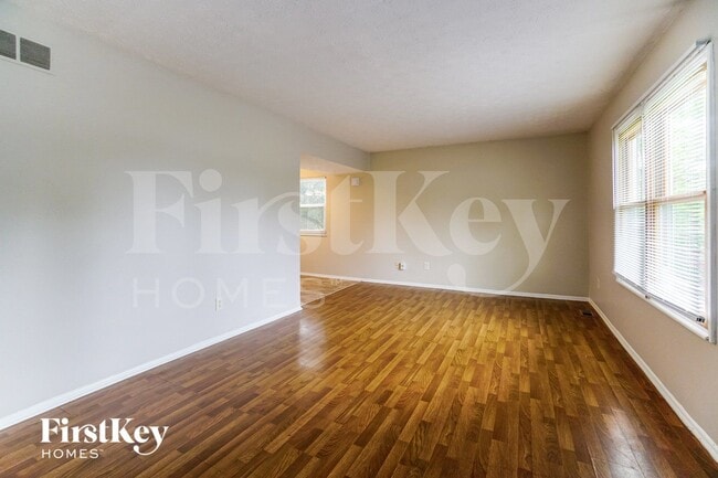 Photo - 161 Greenlake St