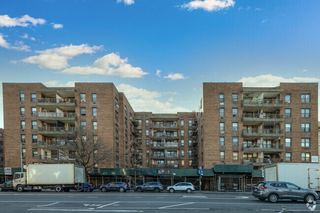 138-70 Elder Ave - 13870 Elder Ave