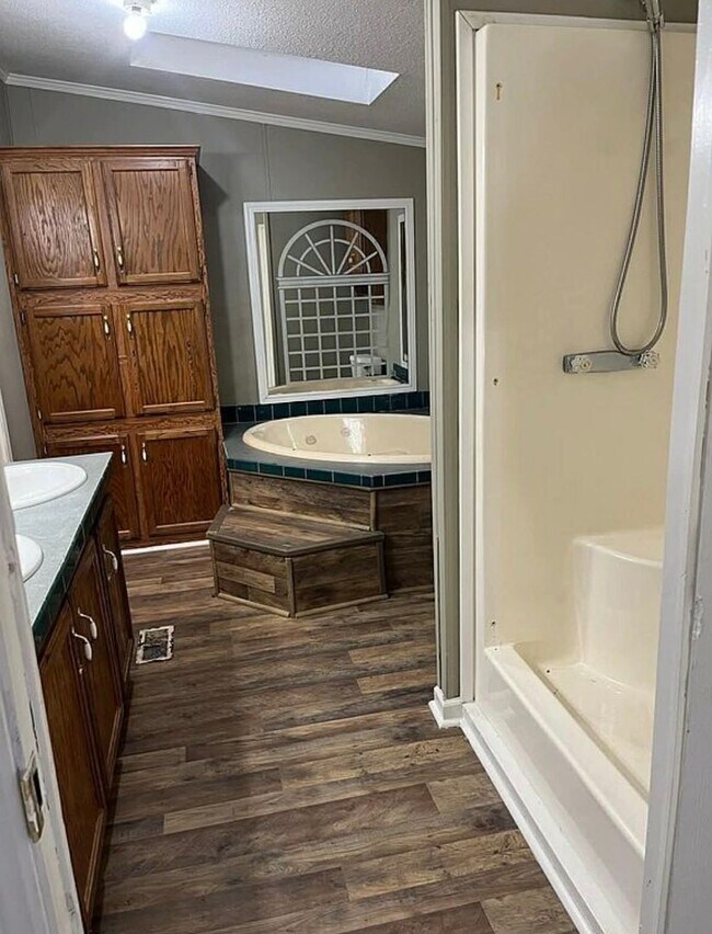 Photo - 3289 Bradshaw Rd