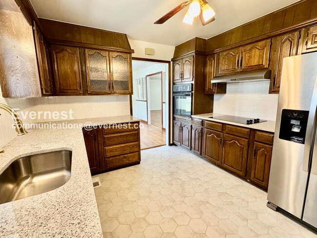 Photo - 11811 E 91st St