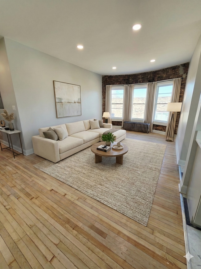 Photo - 2402 E Webster Pl Unit 5