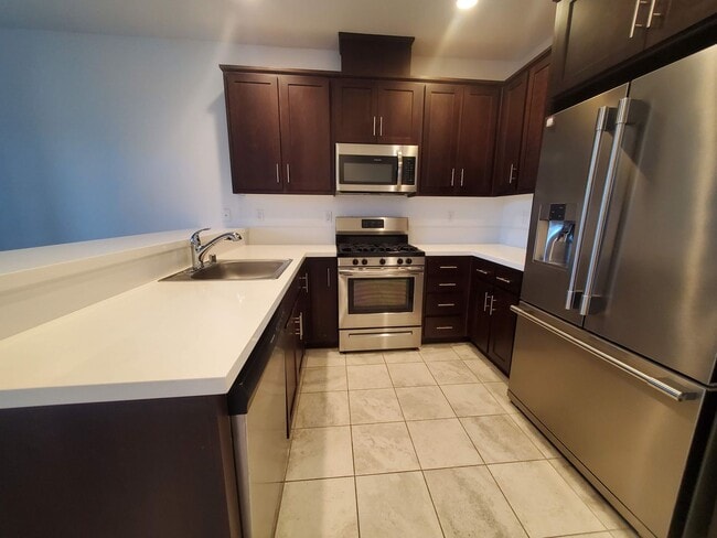 4040 Alexander David Ct Unit 4040