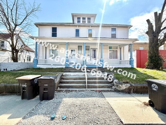 Building Photo - 116 E Pontiac St Unit 116 E Pontiac St