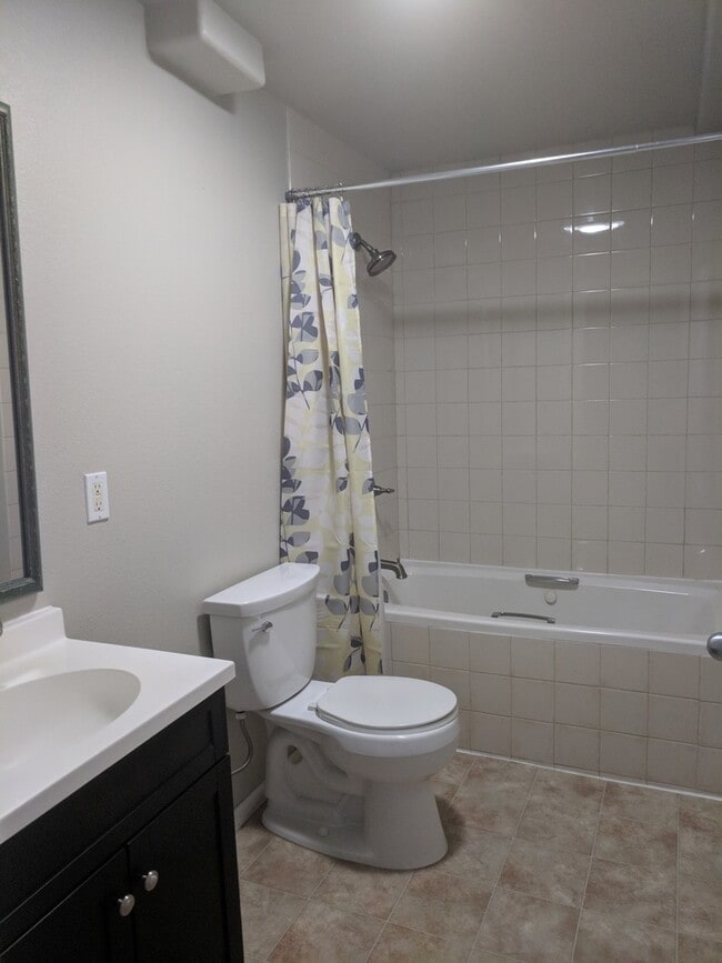 Photo - Beautiful 3 bed 3 Bath Ranch-Style Home in Wellington!