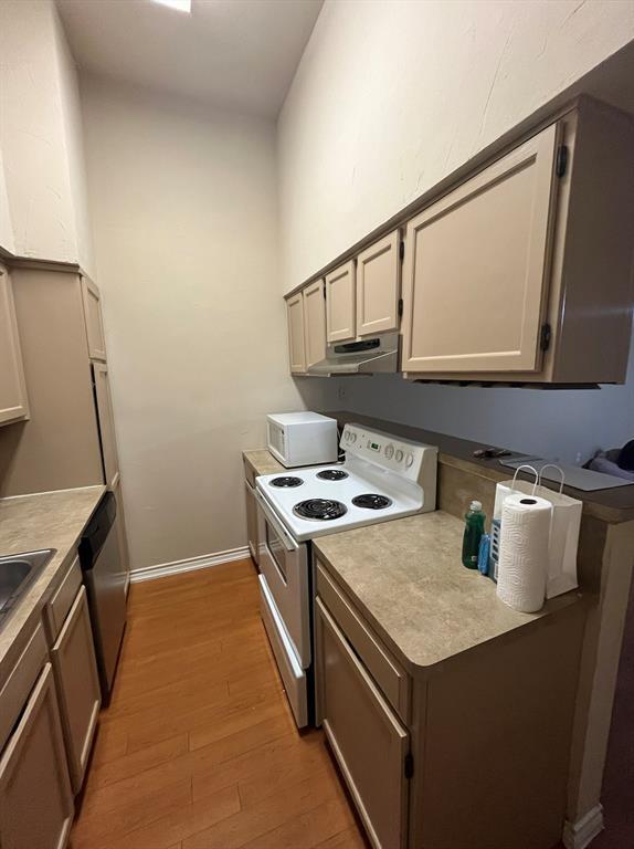 Photo - 1908 San Antonio St Unit 303