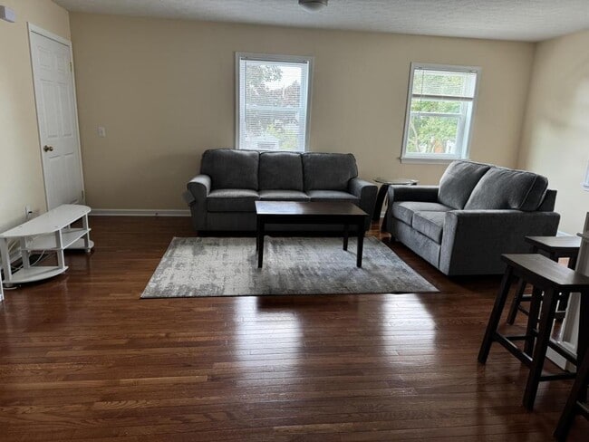 Photo - 112 Southview Terrace