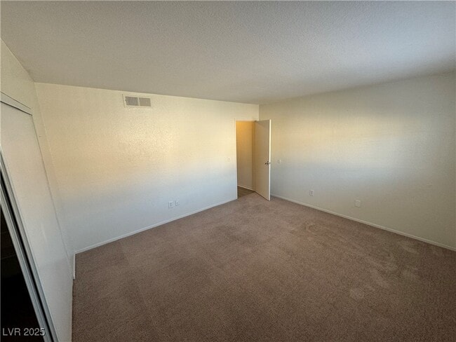 Building Photo - 4752 Convaire Ave Unit 2 Rental