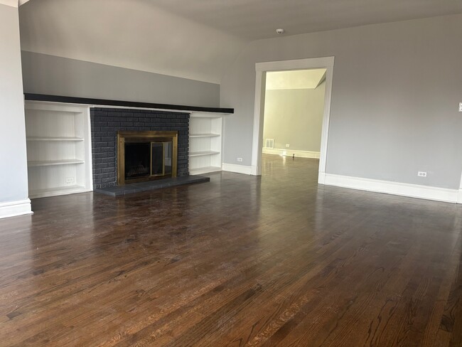 Photo - 3122 Wisconsin Ave