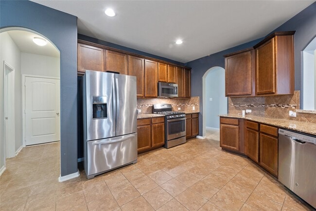 Photo - 970 Jennifer St