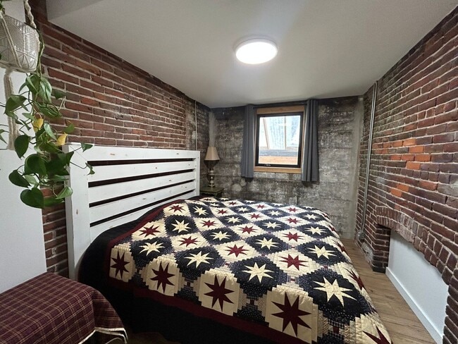 Photo - Lyons Building Unit 304 1/2 N Main St (Residental)