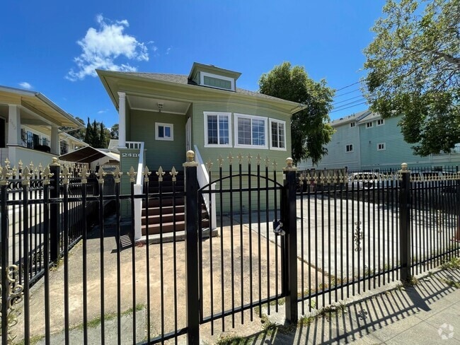 Building Photo - 2488 26th Ave Rental