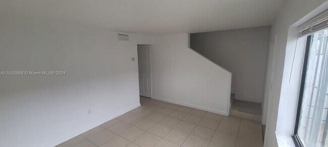 Photo - 319 NW 109th Ave