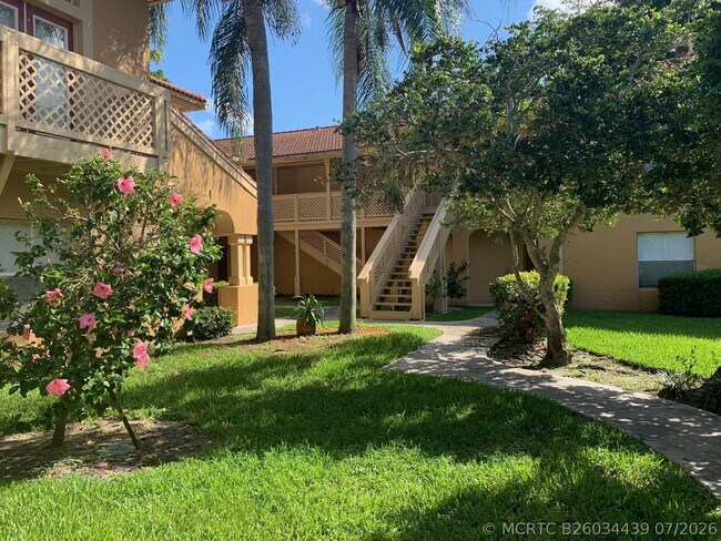 Photo - 4799 Via Palm Lakes Unit 1611
