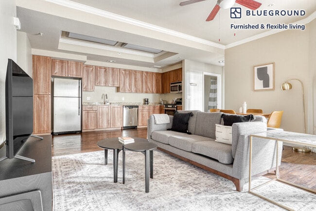 3700 Casa Verde St Unidad SI FL2-ID743
