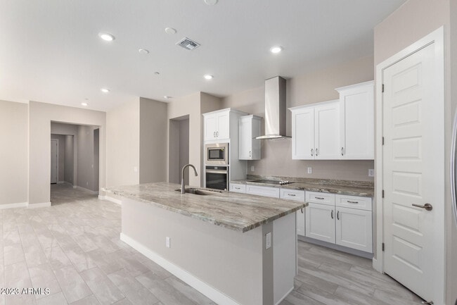 4133 E Las Colinas Dr