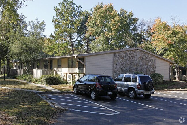 Laurel Glen