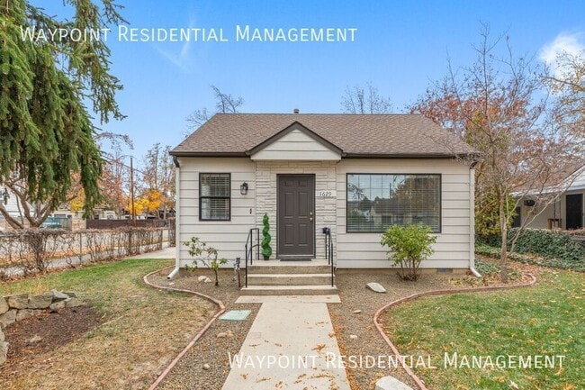 Building Photo - 1629 S Manitou Ave