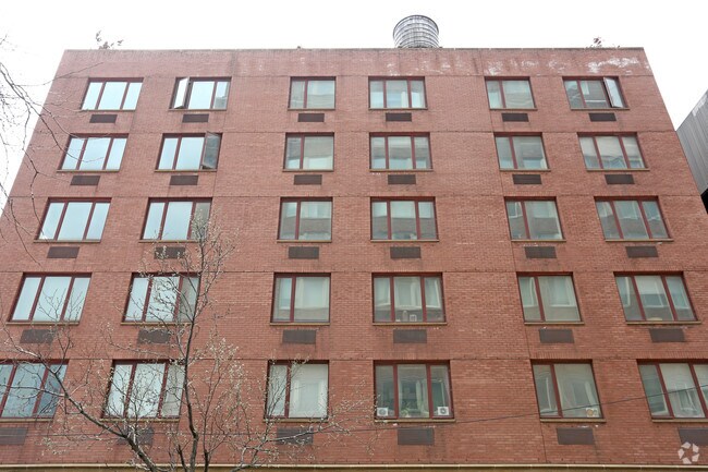 Photo - 316 E 63 Street