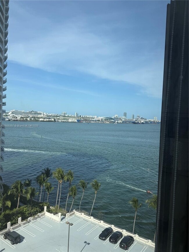 Photo - 540 Brickell Key Dr Condo Unit 1422