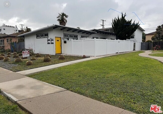 Building Photo - 8807 Reading Ave Rental