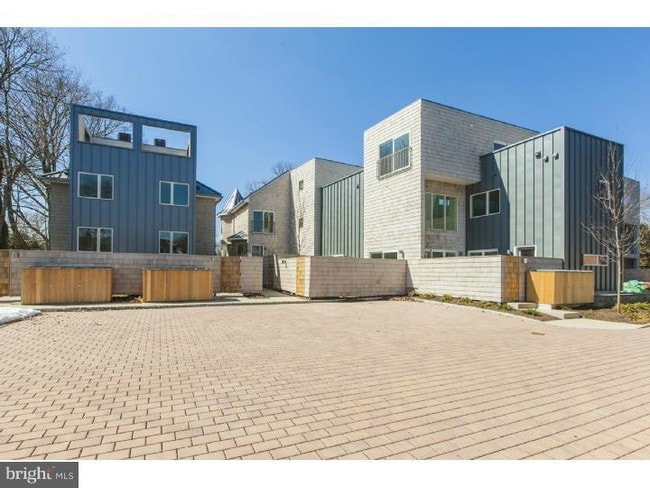 Photo - 11 Greenview Ave