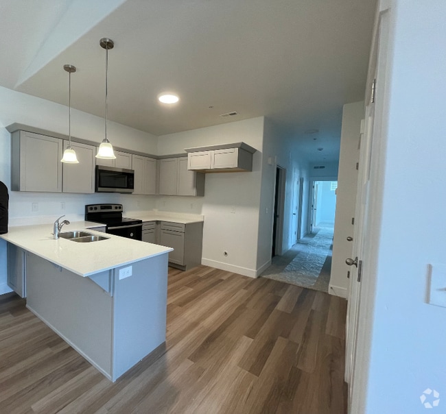 Building Photo - 13483 Commodus Dr Rental