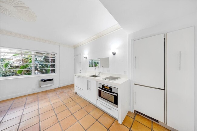 Photo - 844 Jefferson Ave Unit 2