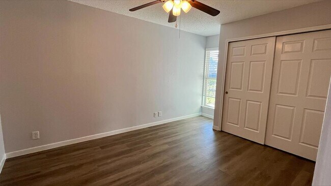 Photo - 10701 Lanshire Dr