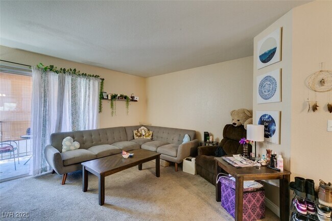 Building Photo - 2750 S Durango Dr Unit 2012 Rental