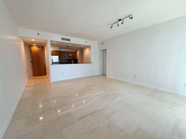Photo - 1050 Brickell Ave Unit 3202