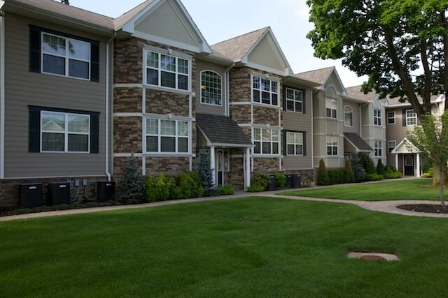 Fairfield Courtyard At Farmingdale
