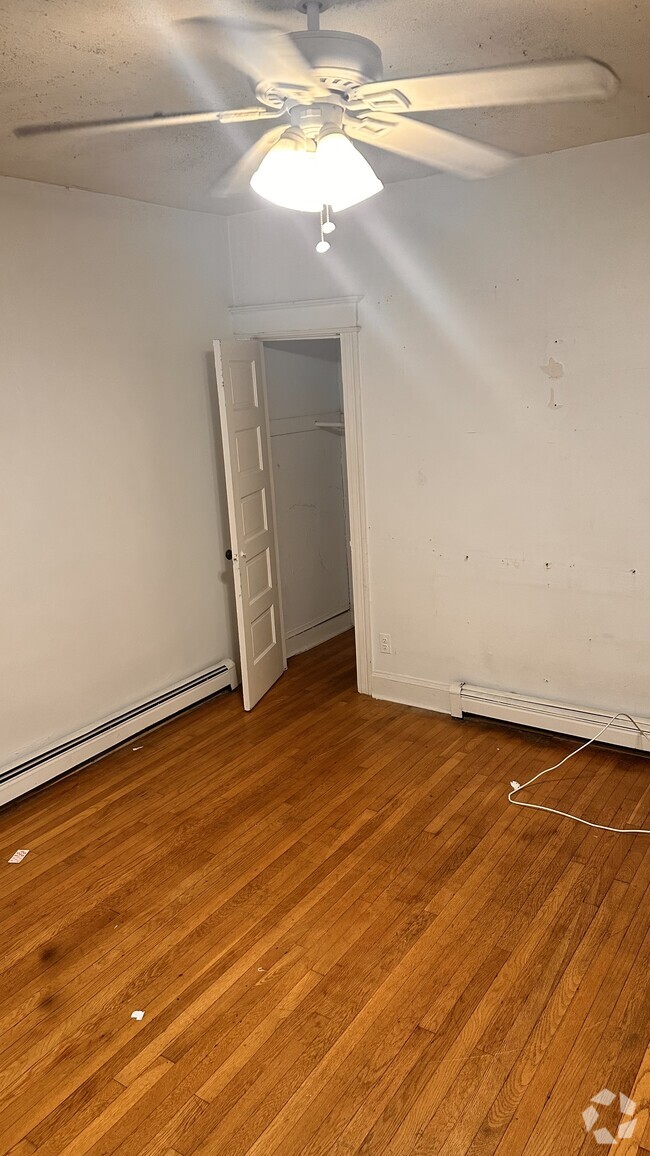 Building Photo - 1643 W Virginia Ave NE Unit 1 Rental