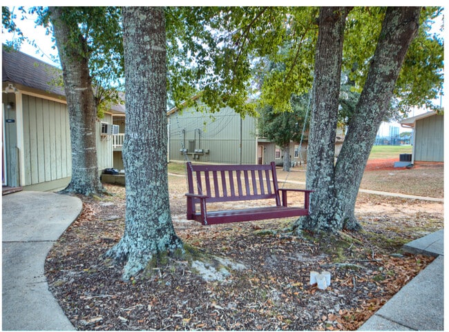 Photo - Captains Quarter Apartments