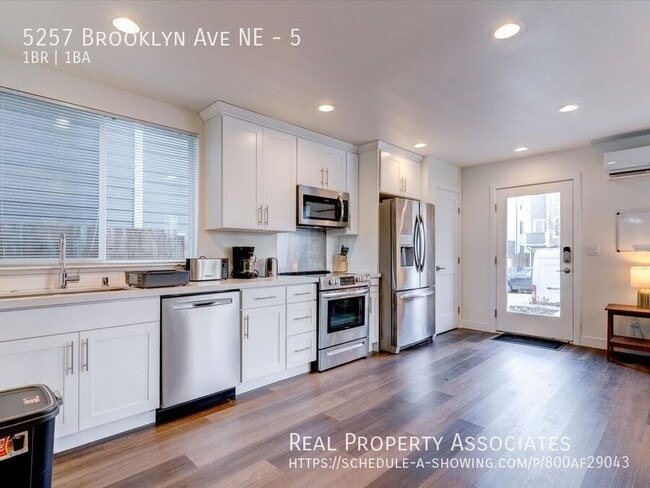 Photo - 5257 Brooklyn Ave NE Unit 5