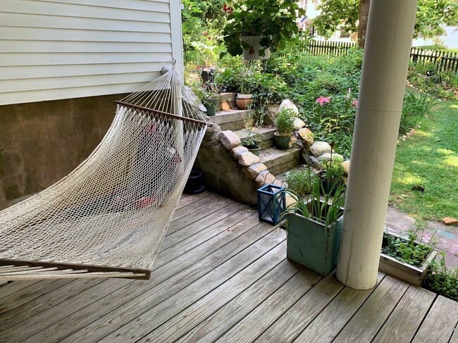 Front porch hammock