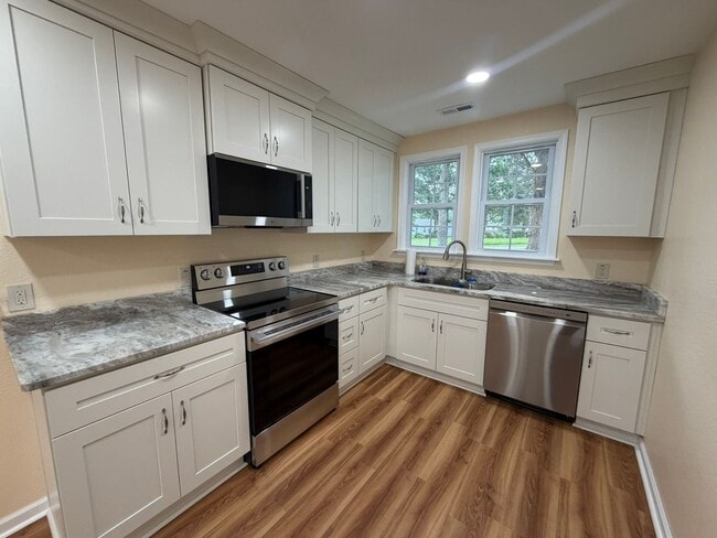 Photo - 705 Canal Dr