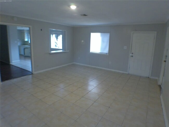 Photo - 7322 W Fuqua St