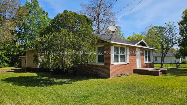 Photo - 2701 Lowell Ave