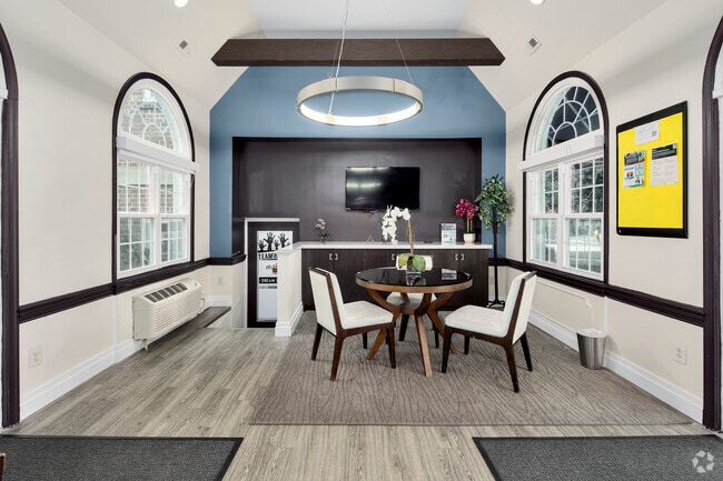 Leasing Office
