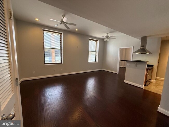 Photo - 1211 Light St Unit 209