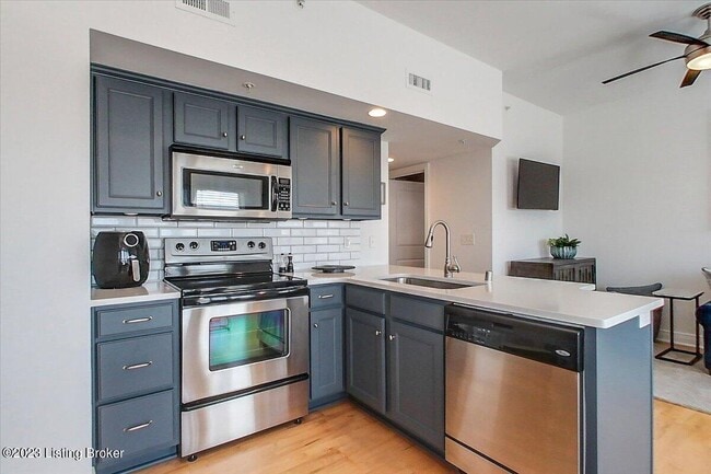 Photo - 10605 Meeting St Unit 403