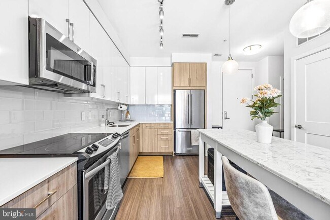 Photo - 145 Riverhaven Dr Unit 557