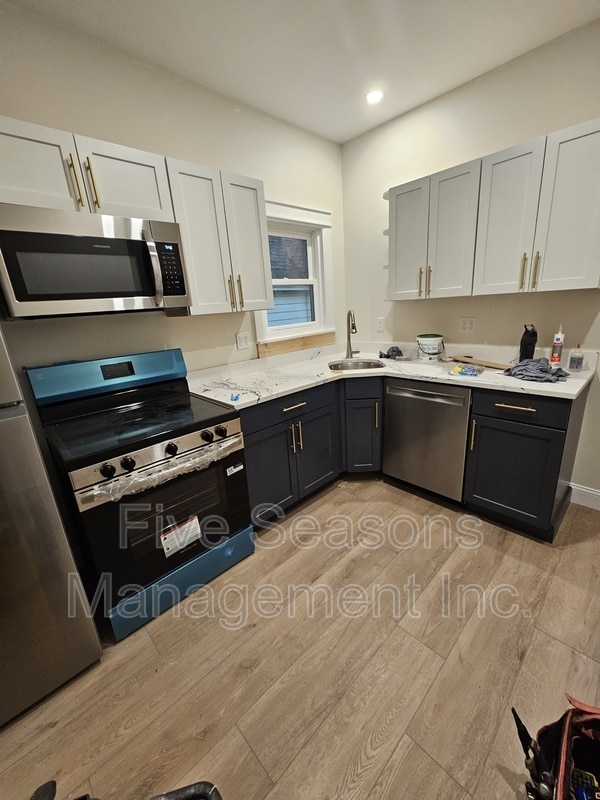 Photo - 75 Loomis St Rental