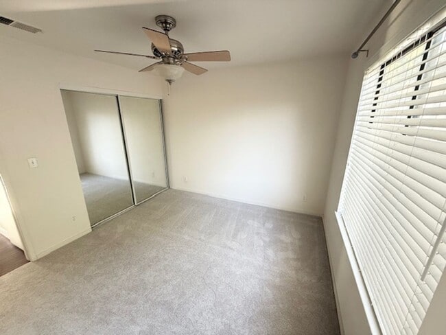 Photo - Hayward Condo 1 Bed/1 Bath Updated kitchen, lots of light and Bay views, dogs welcome