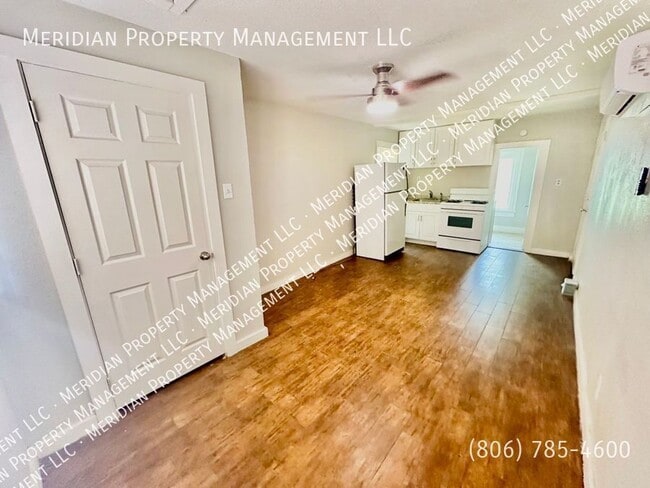 Photo - 1503 Avenue T