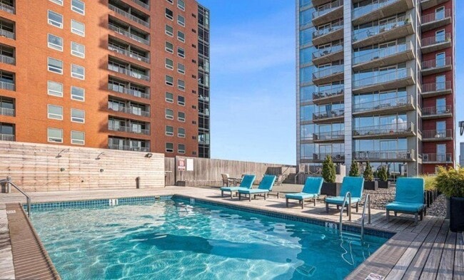Building Photo - 105 Christina Landing Dr Unit 05